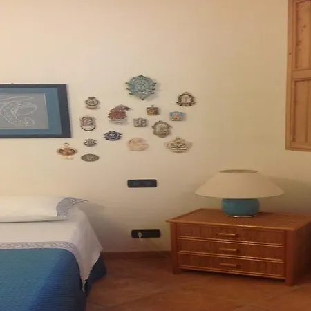 Alojamento de Acomodação e Pequeno-almoço B&B Marettimo