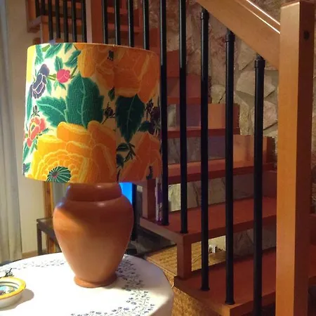 Alojamento de Acomodação e Pequeno-almoço B&B Marettimo *